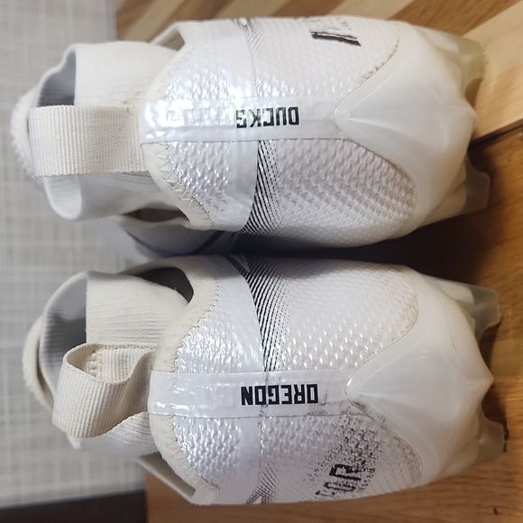 Nike Vapor 360 Pro, Oregon Ducks, Green metallic white black, Football Cleats - Picture 2 of 6